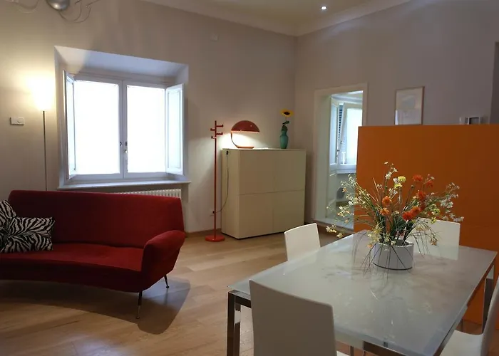 Yourhomeinlucca Le Palme * Lucca